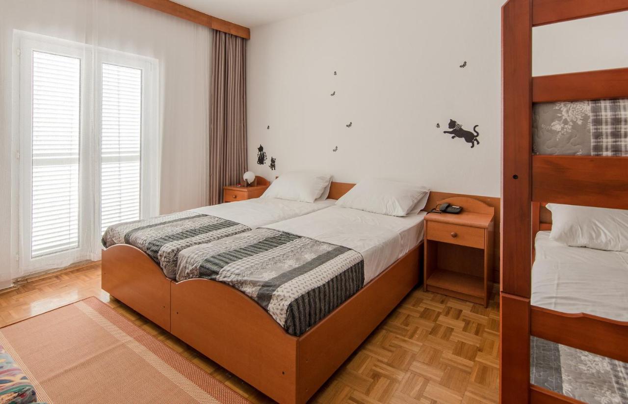 Hotel Barba Starigrad Paklenica Extérieur photo