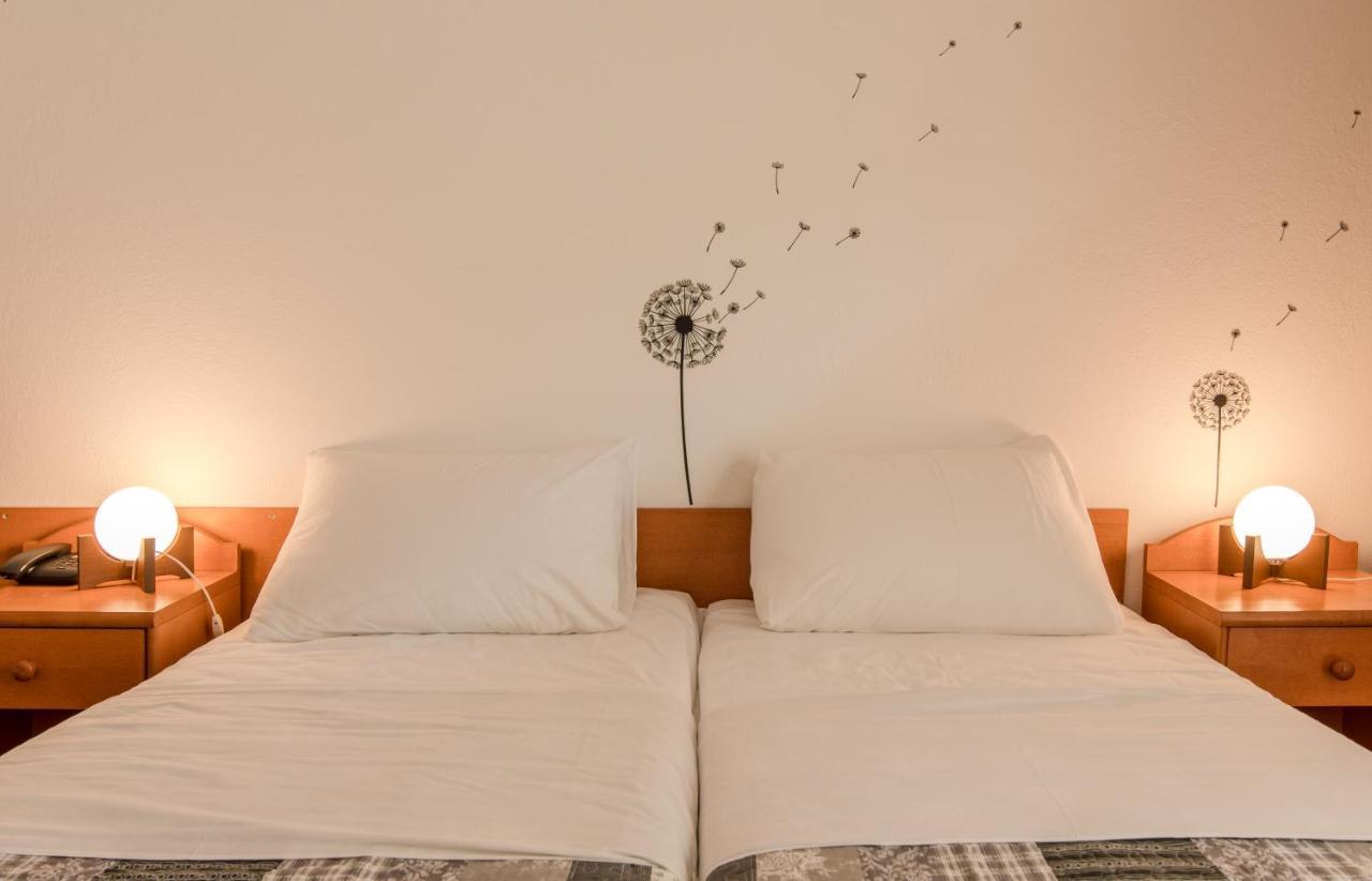 Hotel Barba Starigrad Paklenica Extérieur photo